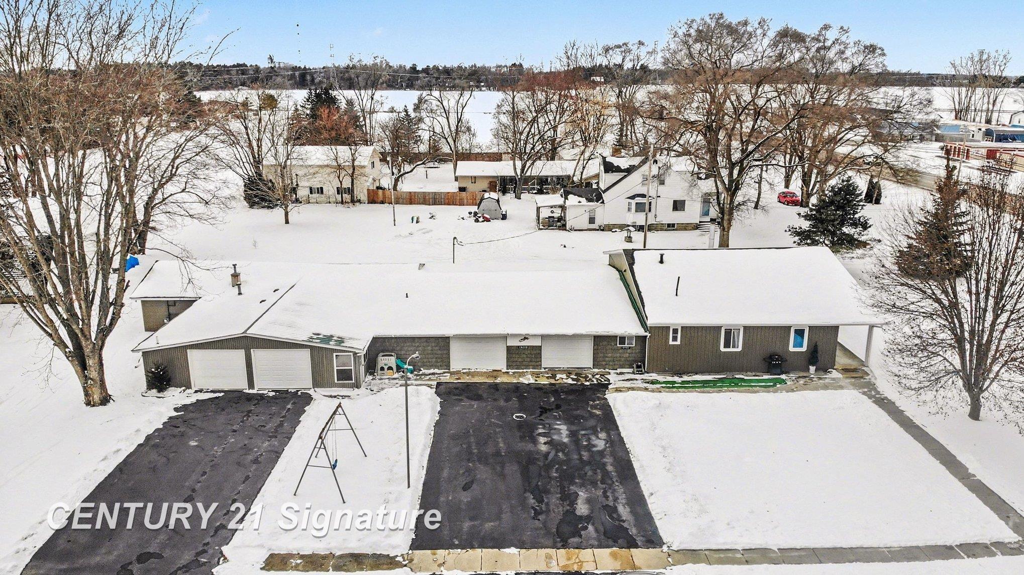 14815 Gratiot Road Hemlock, MI 48626 - Photo 3 of 31