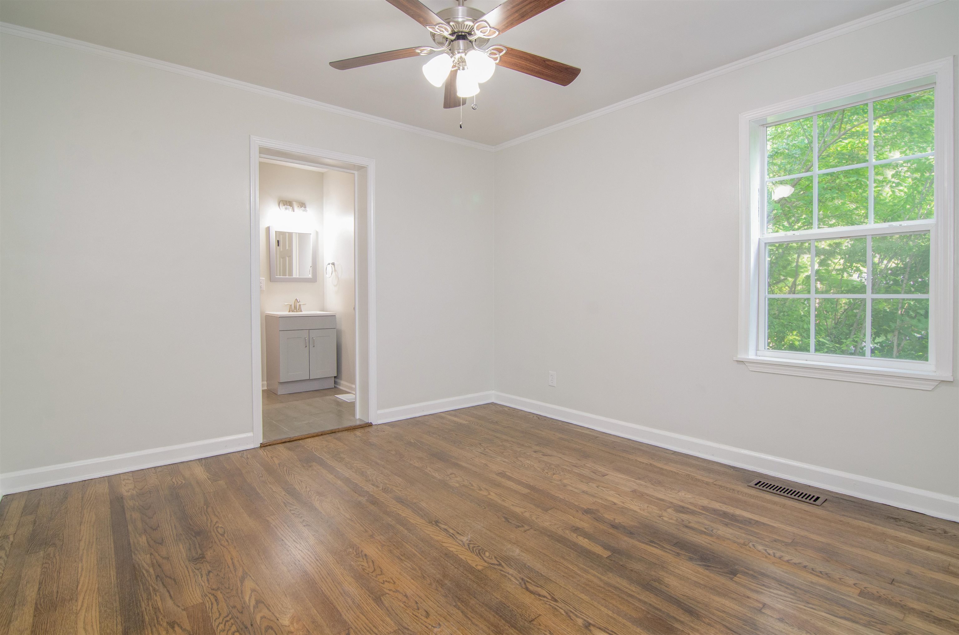516 Vaughn Road Memphis, TN 38122 - Photo 14 of 25 Gallery Image 14