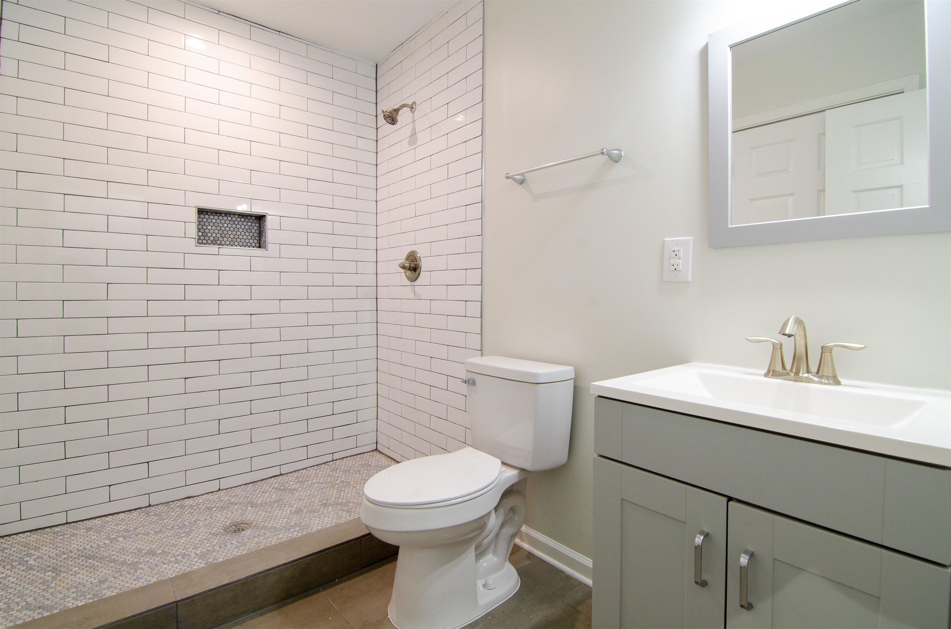 516 Vaughn Road Memphis, TN 38122 - Photo 16 of 25 Gallery Image 16