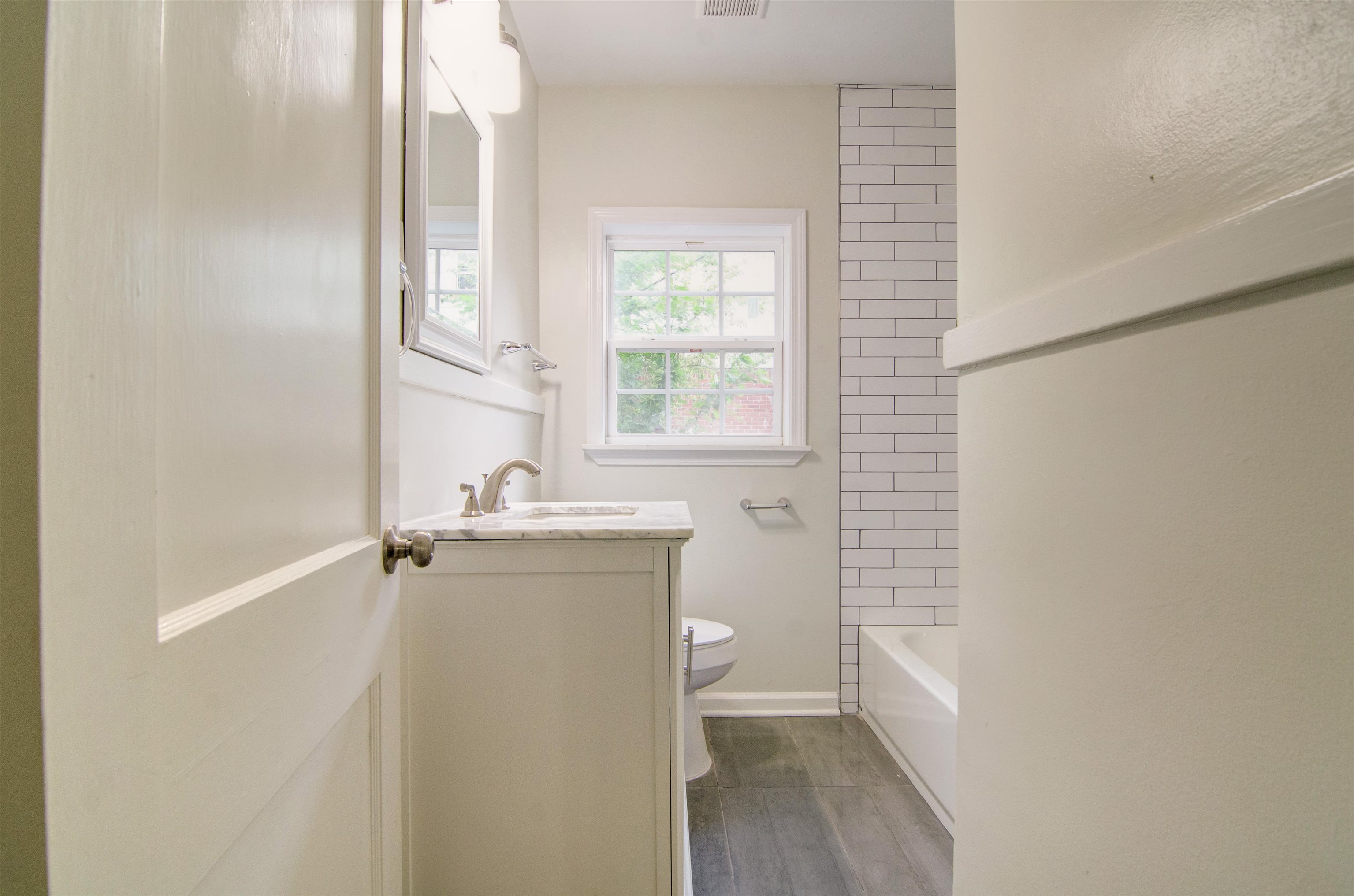 516 Vaughn Road Memphis, TN 38122 - Photo 18 of 25 Gallery Image 18