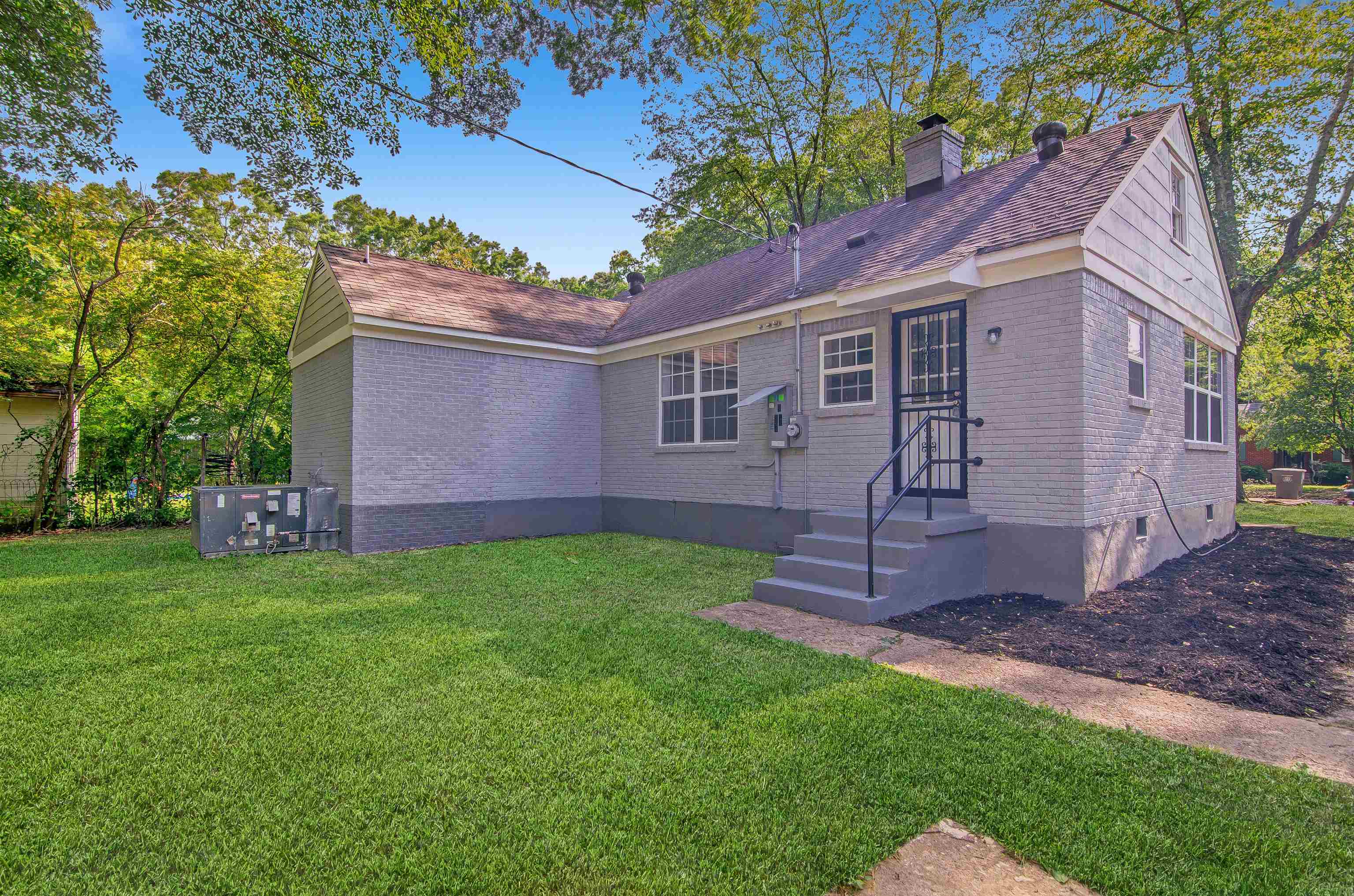 516 Vaughn Road Memphis, TN 38122 - Photo 23 of 25 Gallery Image 23