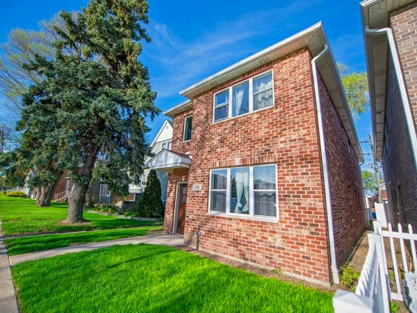 $410,900 | 105 North 12th Avenue, Melrose Park, IL 60160