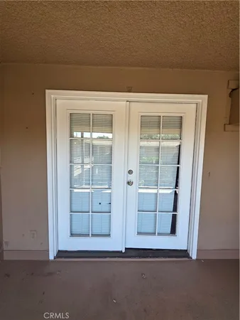 $1,650 | 7490 Magnolia Avenue, Unit W, Riverside, CA 92504
