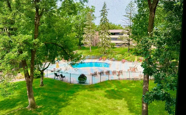 $164,500 | 7510 Cahill Road, Unit 214B, Edina, MN 55439