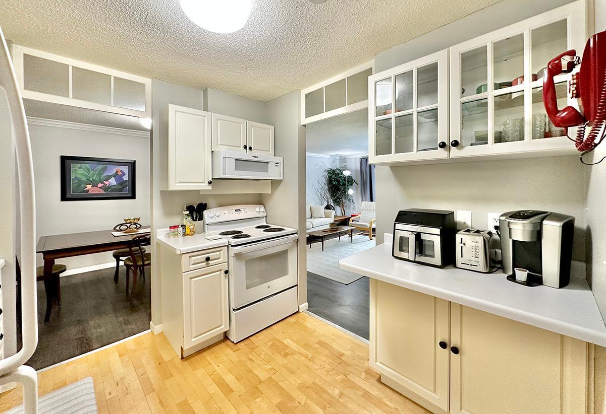 7510 Cahill Road, Unit 214B Edina, MN 55439 - Photo 2 of 24