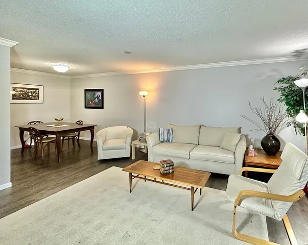 $164,500 | 7510 Cahill Road, Unit 214B, Edina, MN 55439