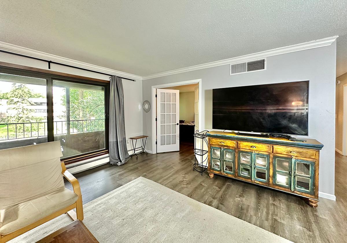 7510 Cahill Road, Unit 214B Edina, MN 55439 - Photo 7 of 24