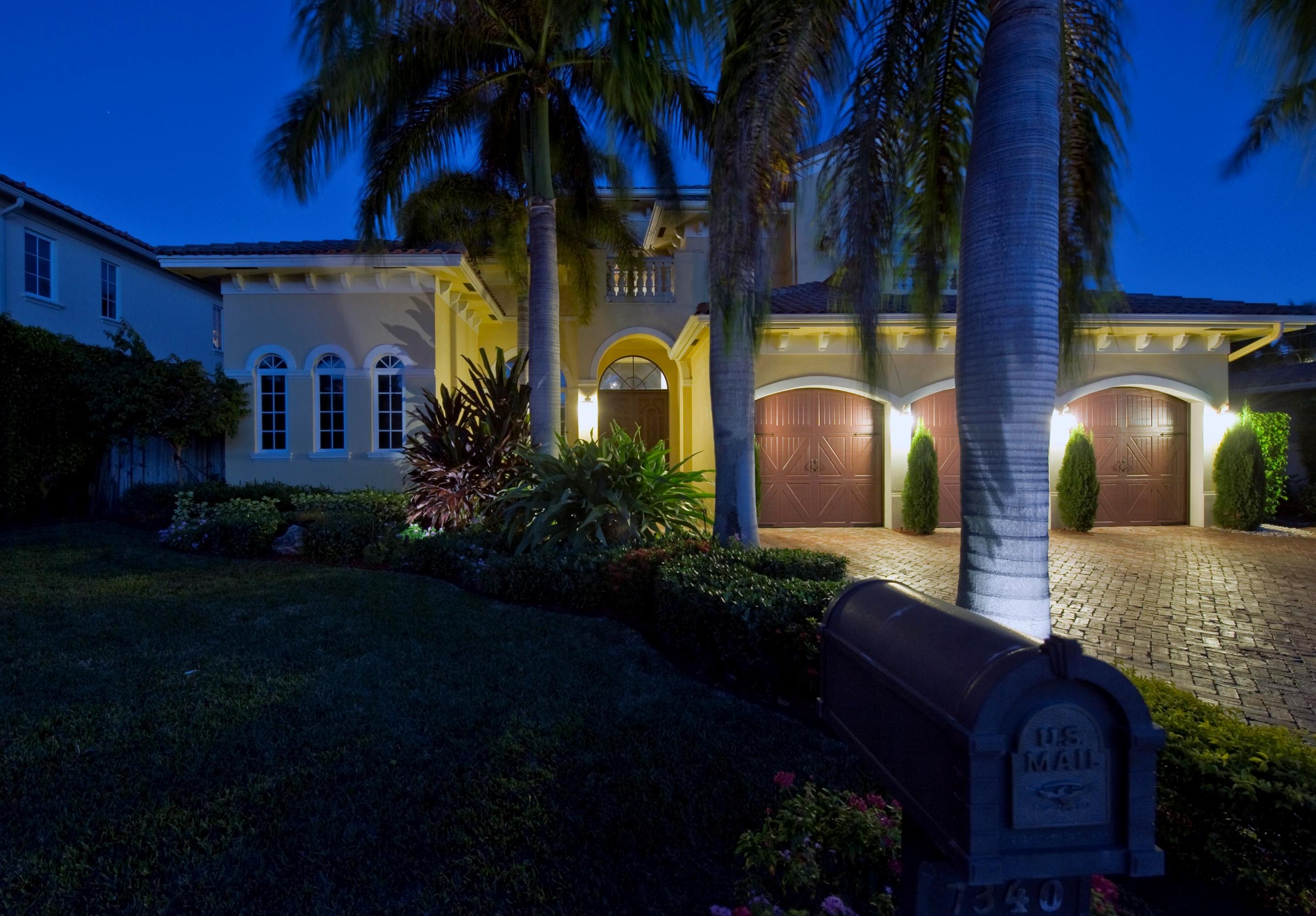 7340 Northeast 8th Drive Boca Raton, FL 33487 - Photo 11 of 33 7340 ne 8th Court(night)10