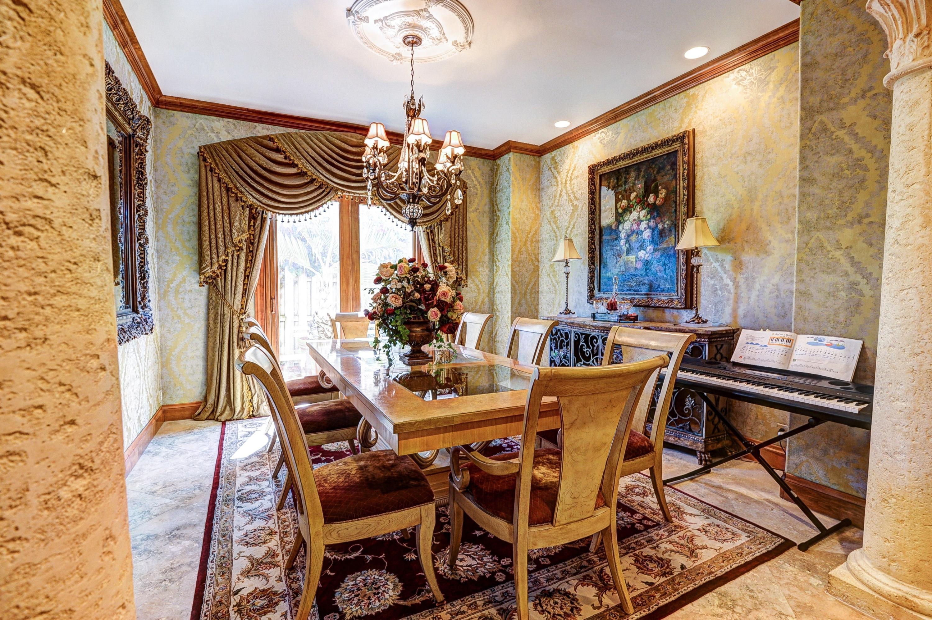 7340 Northeast 8th Drive Boca Raton, FL 33487 - Photo 28 of 33 010_Dining Room