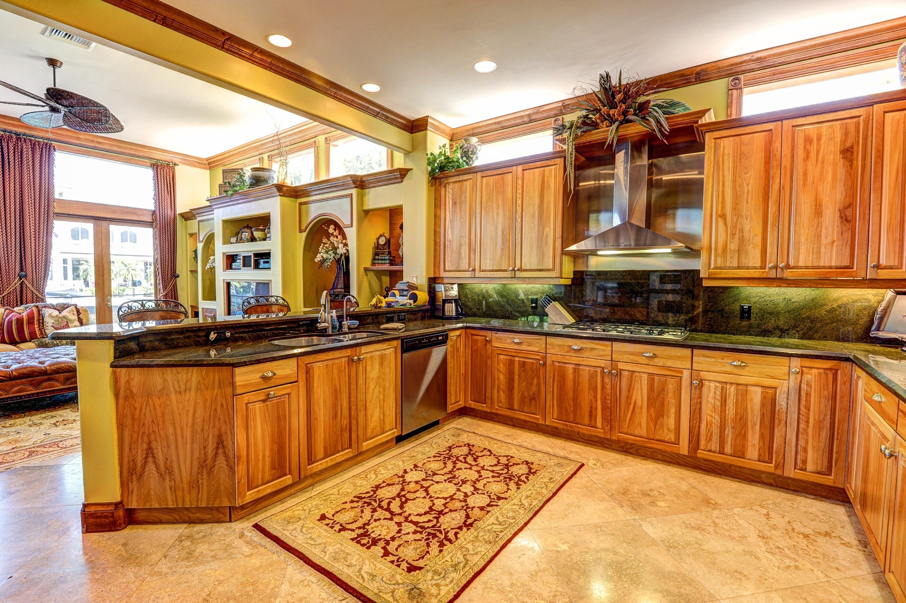 7340 Northeast 8th Drive Boca Raton, FL 33487 - Photo 29 of 33 012_Kitchen