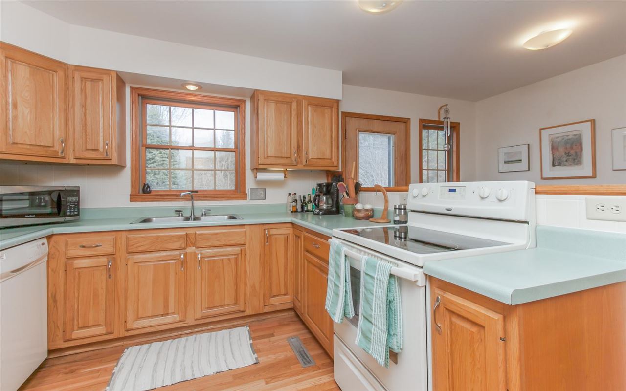 1673 Springville Road Mount Vernon, IA 52314 - Photo 9 of 25 Gallery Image 9