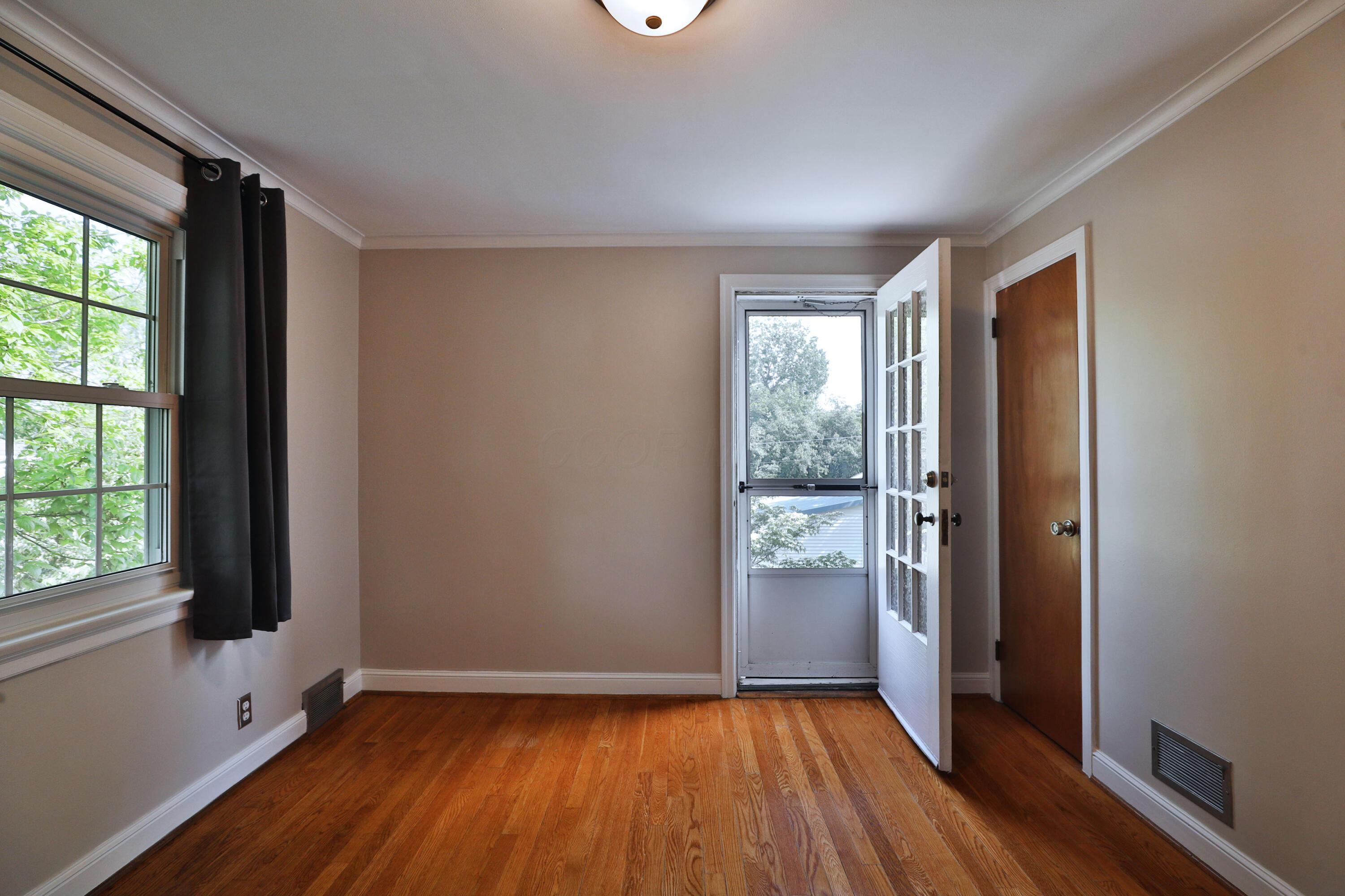 3220 Wicklow Road Columbus, OH 43204 - Photo 31 of 109 3220-Wicklow-31