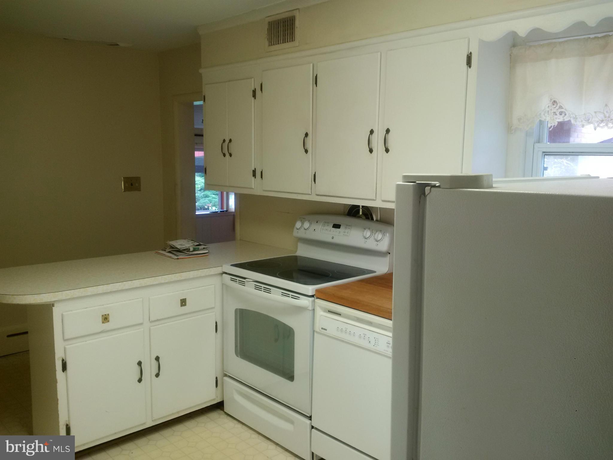 3900 Laurel Road Alexandria, VA 22309 - Photo 16 of 30 Kitchen