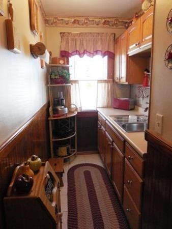 19 Ekman Street Worcester, MA 01607 - Photo 5 of 29 Gallery Image 5