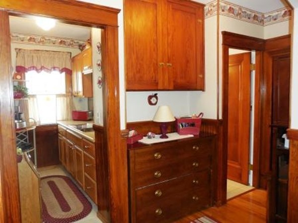 19 Ekman Street Worcester, MA 01607 - Photo 6 of 29 Gallery Image 6