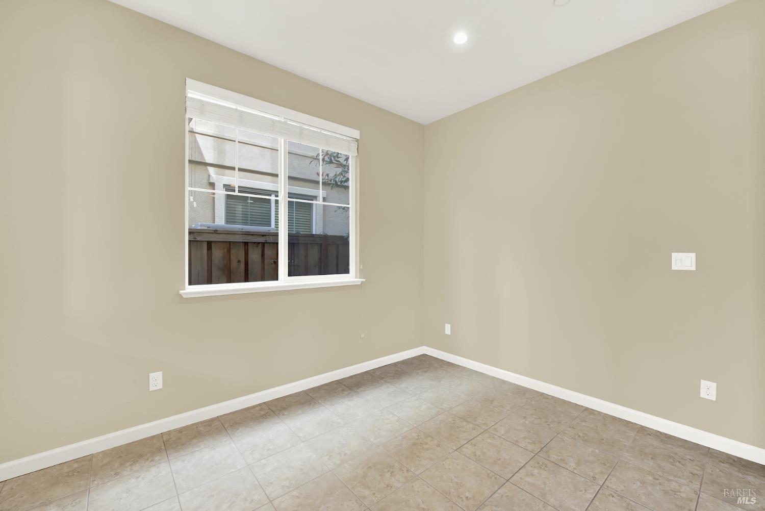 2292 Rutland Court Fairfield, CA 94533 - Photo 13 of 61