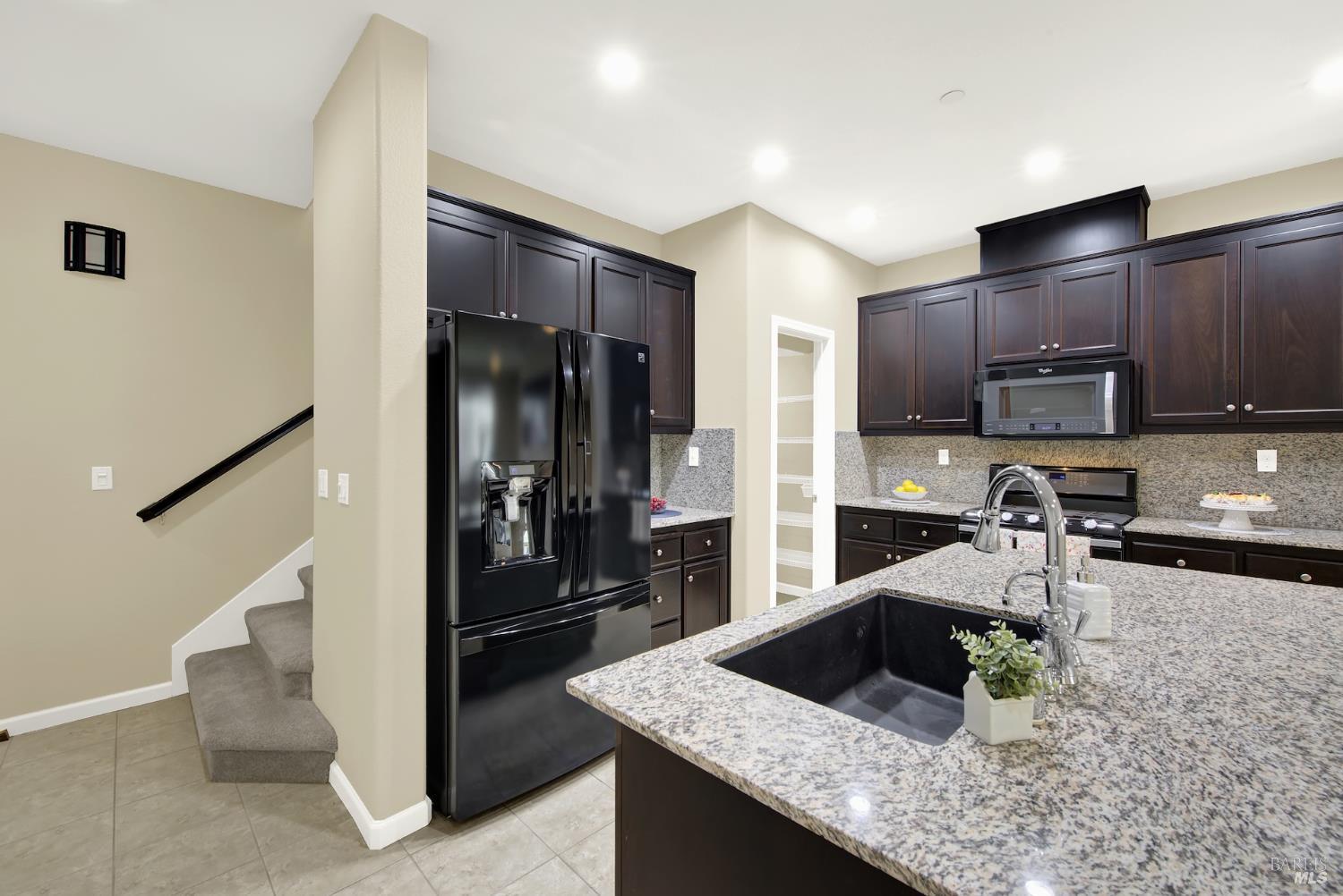 2292 Rutland Court Fairfield, CA 94533 - Photo 19 of 61