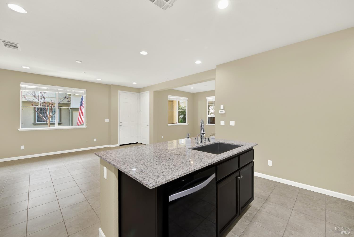 2292 Rutland Court Fairfield, CA 94533 - Photo 23 of 61