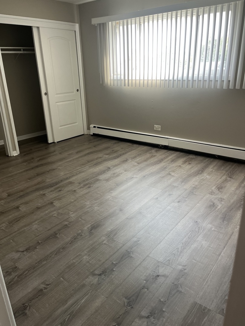 5740 108th Street, Unit 2D Chicago Ridge, IL 60415 - Photo 6 of 8 Gallery Image 6