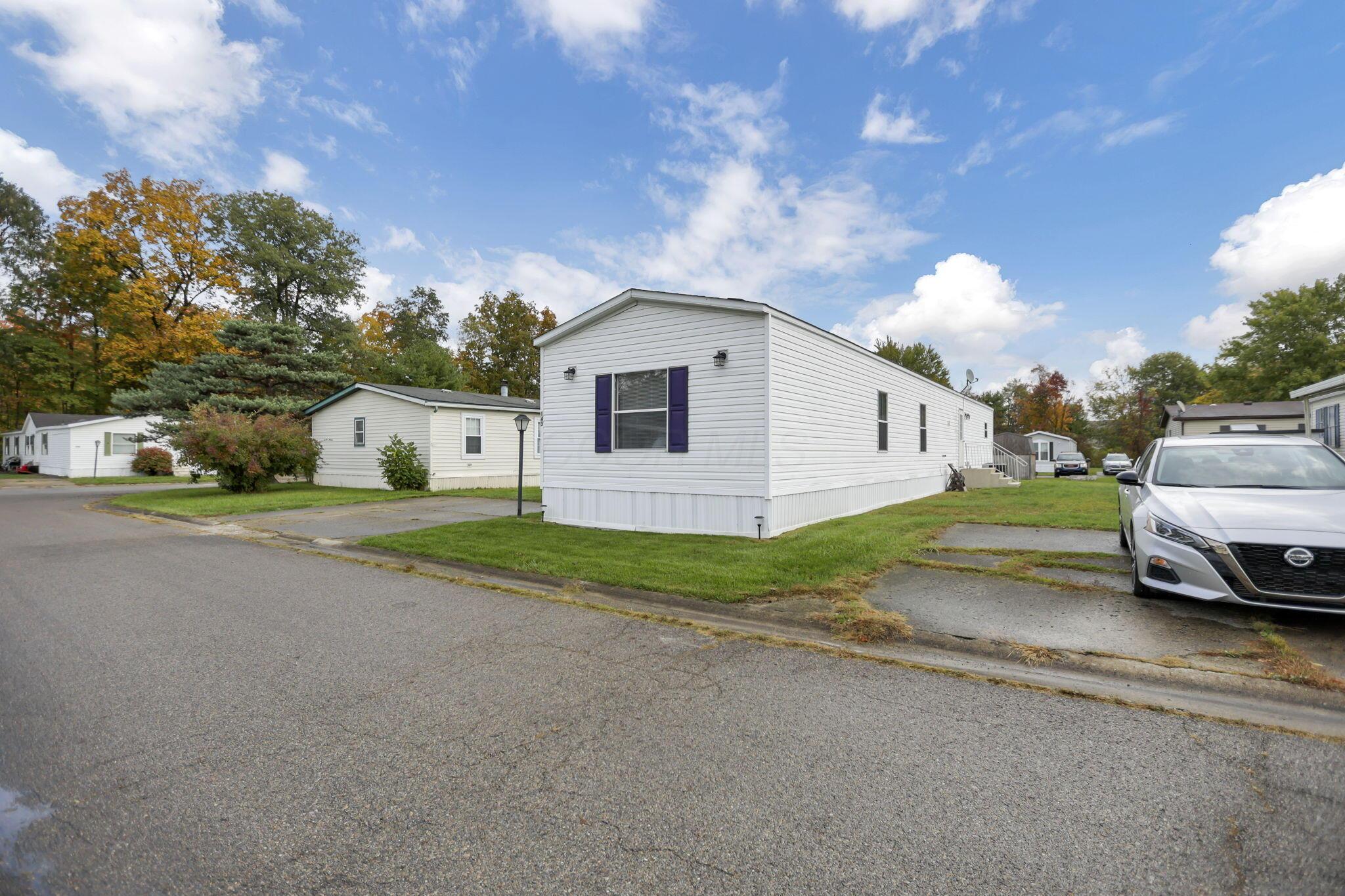 8764 National Road Southwest, Unit 143 Etna, OH 43062 - Photo 22 of 22 27-web-or-mls-BS5A6268