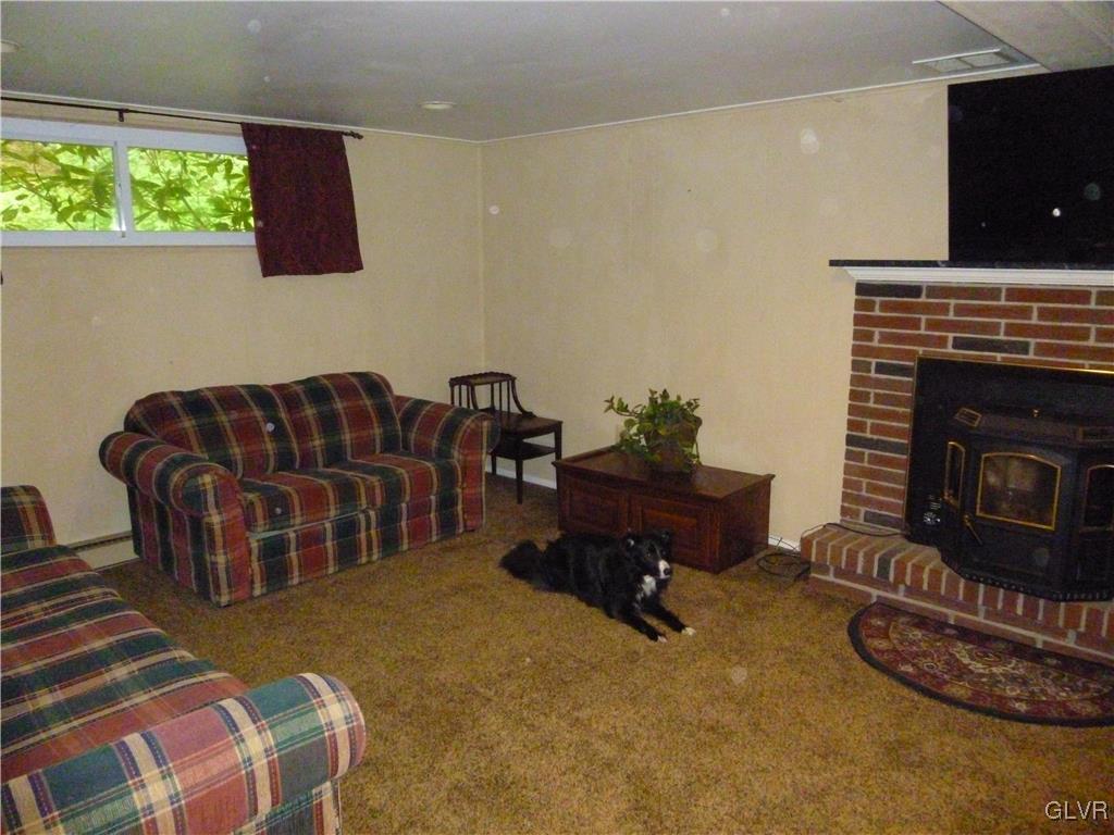 236 Shooktown Road Bangor, PA 18013 - Photo 16 of 28