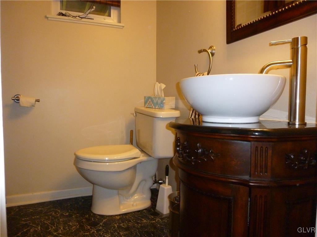 236 Shooktown Road Bangor, PA 18013 - Photo 21 of 28