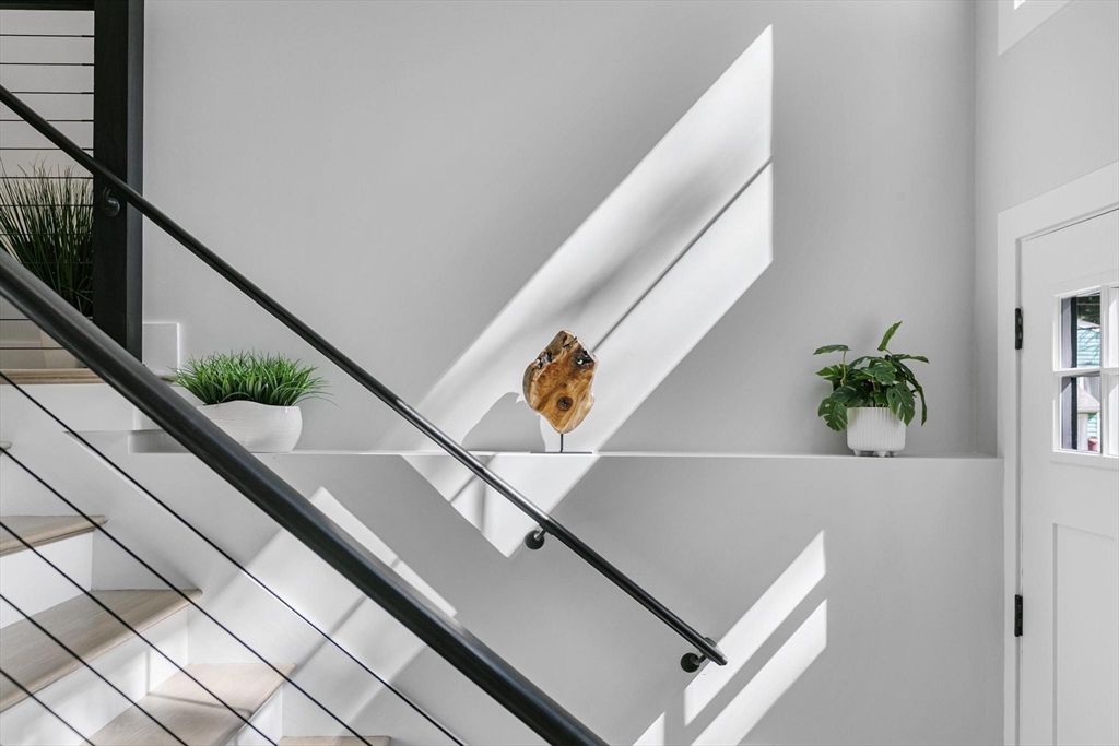 24 Stonehill Road Boston, MA 02136 - Photo 22 of 38