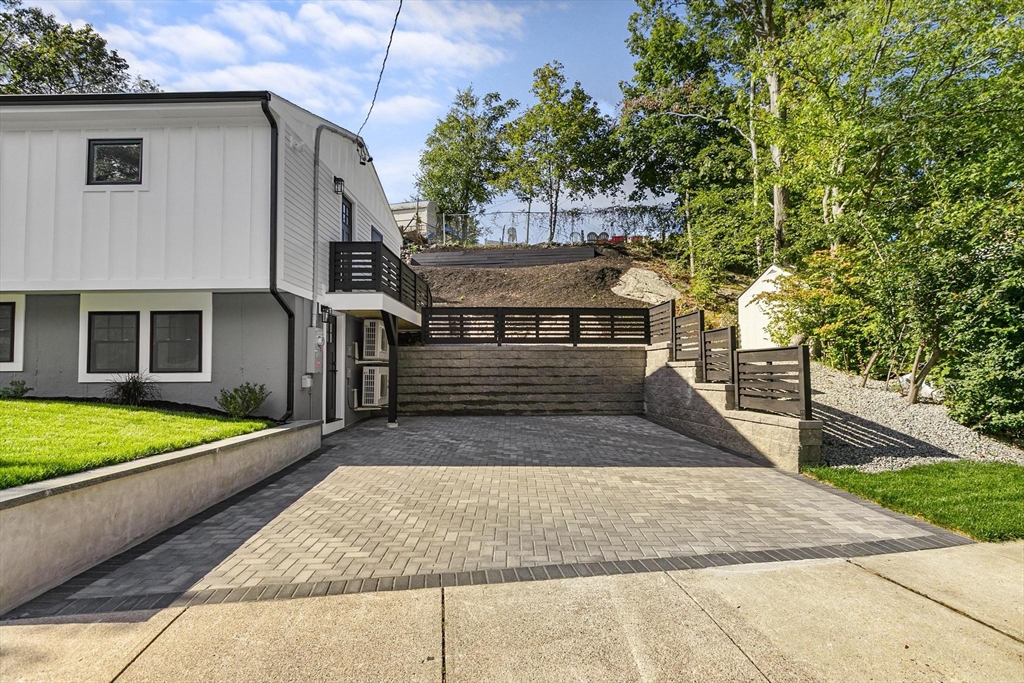 24 Stonehill Road Boston, MA 02136 - Photo 31 of 38