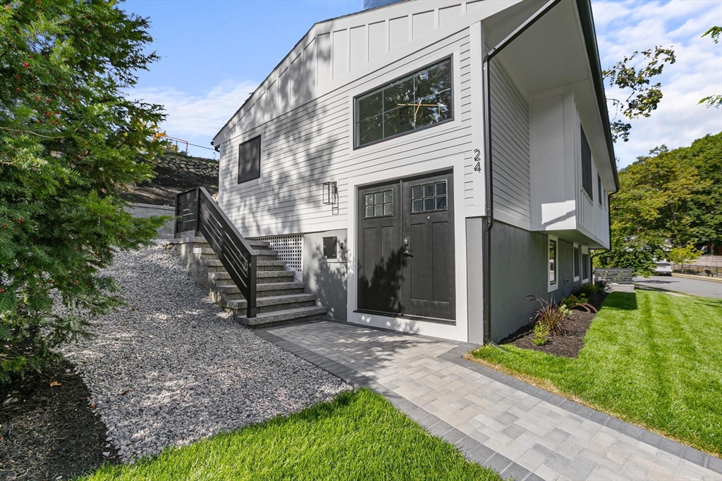 24 Stonehill Road Boston, MA 02136 - Photo 33 of 38