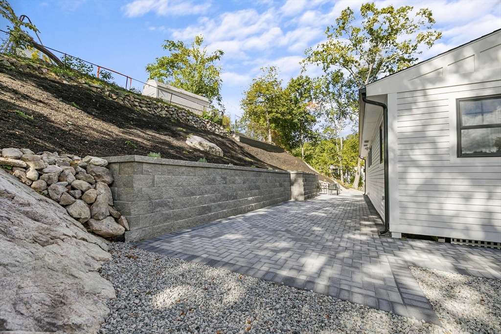 24 Stonehill Road Boston, MA 02136 - Photo 34 of 38