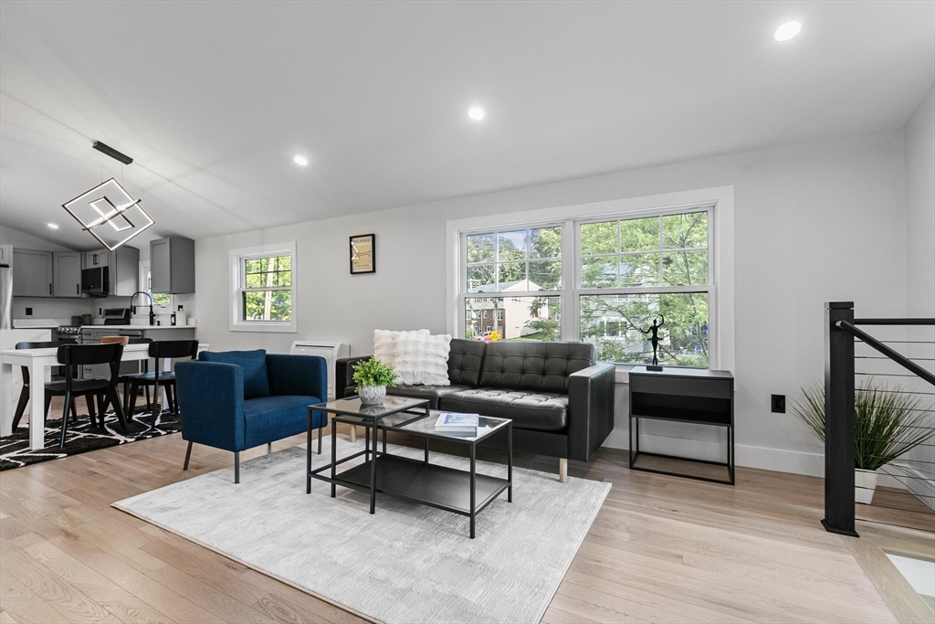 24 Stonehill Road Boston, MA 02136 - Photo 4 of 38