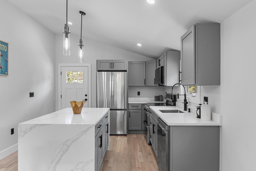 24 Stonehill Road Boston, MA 02136 - Photo 6 of 38