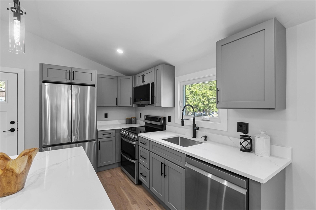 24 Stonehill Road Boston, MA 02136 - Photo 8 of 38