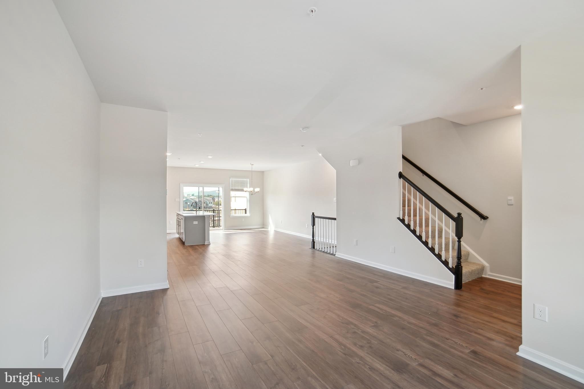738 Compass Way Frederick, MD 21701 - Photo 3 of 30 Living Room