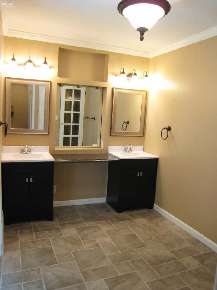 5412 Peppermill Road Grand Blanc, MI 48439 - Photo 37 of 98 21282793-36.JPG