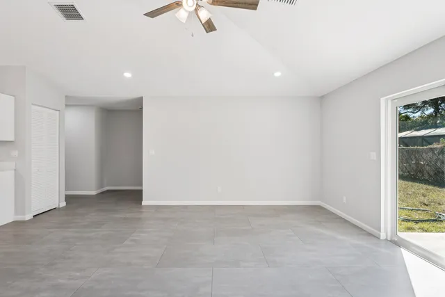 $590,000 | 5232 Southeast 55th Terrace, Stuart, FL 34997