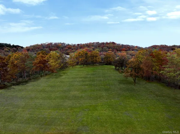a view of an outdoor space and a yard