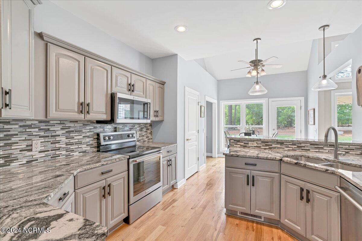 119 Dennis Circle West End, NC 27376 - Photo 15 of 65 071-71_119 Dennis Circle, Pinehurst