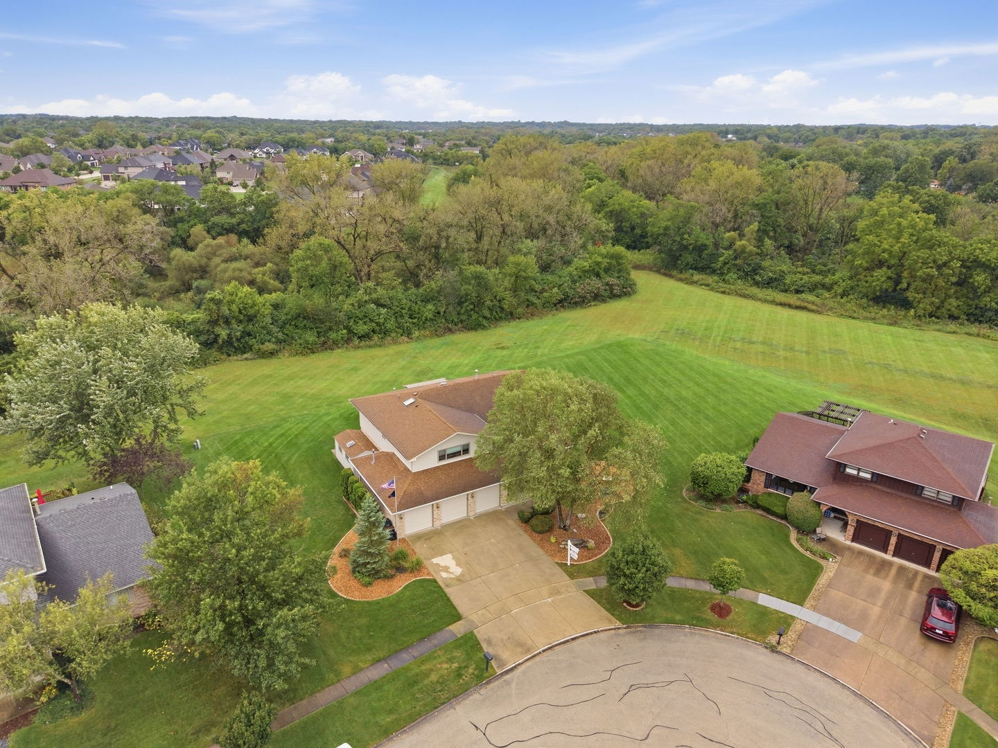 11630 Parkside Lane Mokena, IL 60448 - Photo 2 of 32 Gallery Image 2