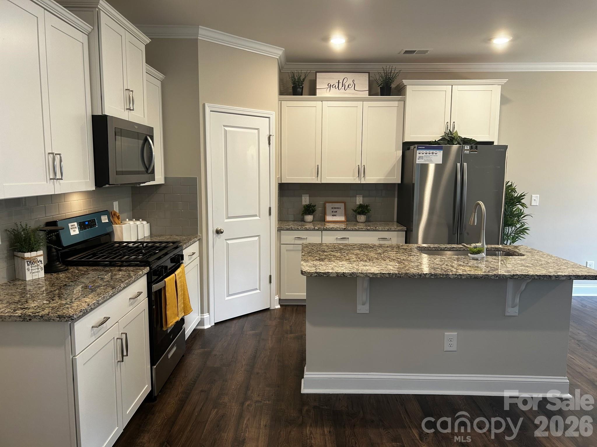 592 Altamonte Drive Clover, SC 29710 - Photo 2 of 23 Gallery Image 2