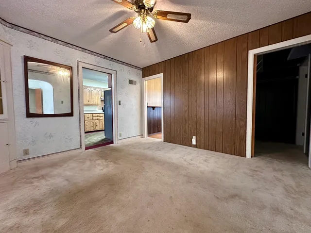 $280,000 | 705 West Commercial Street, Lyndon, IL 61261