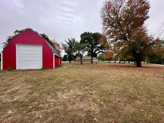 $280,000 | 705 West Commercial Street, Lyndon, IL 61261