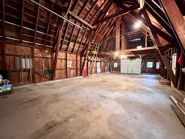 $280,000 | 705 West Commercial Street, Lyndon, IL 61261