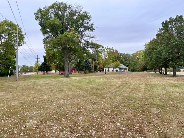 $280,000 | 705 West Commercial Street, Lyndon, IL 61261