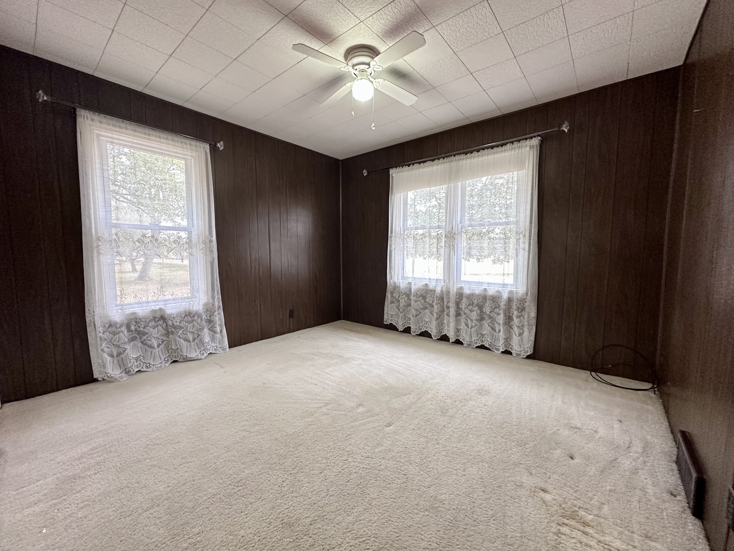 705 West Commercial Street Lyndon, IL 61261 - Photo 6 of 30