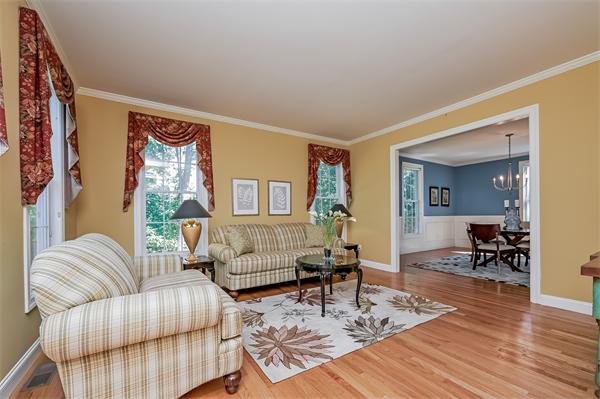 9 Reeve Street Acton, MA 01720 - Photo 5 of 17 Gallery Image 5