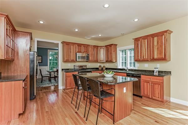 9 Reeve Street Acton, MA 01720 - Photo 9 of 17 Gallery Image 9