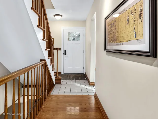 $625,000 | 412 Lawrence Avenue, Glen Ellyn, IL 60137