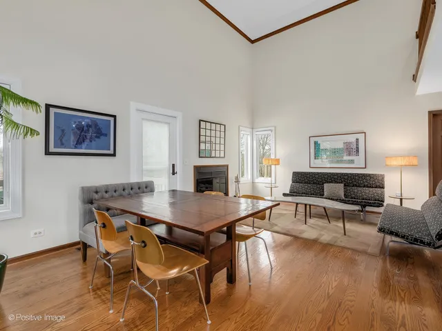 $625,000 | 412 Lawrence Avenue, Glen Ellyn, IL 60137