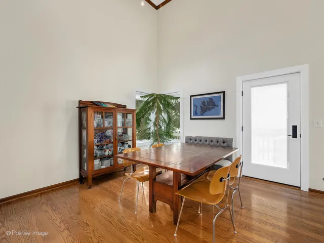 $625,000 | 412 Lawrence Avenue, Glen Ellyn, IL 60137